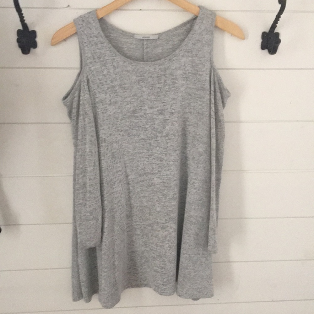 Cold Shoulder Top - Picture 2 of 5
